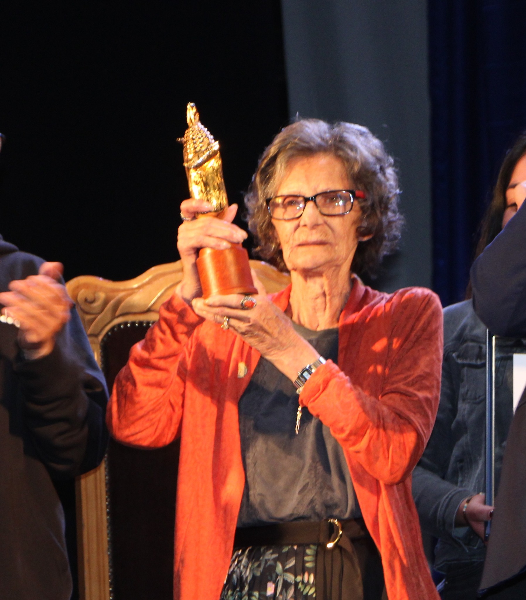 MUNICIPIO RECONOCIÓ A CIUDADANOS CON LA MAZORCA DE ORO Y ORDEN AL MÉRITO CIUDADANO